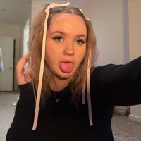 lolafaexo's Profile Pic