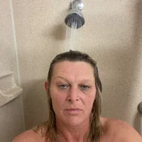ladylinda2018's Avatar Pic