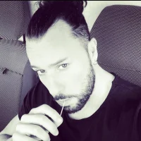 e_than's Profile Pic