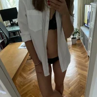 lonelyalexa Poză avatar