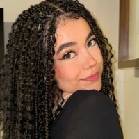 Iris_BonD's Profile Pic