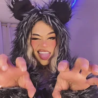 Shiaki_04 Adlı Modelin Avatarı