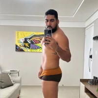 LeoThomaz