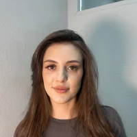 JulieRowe profiképe