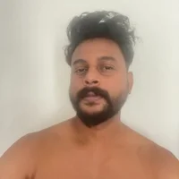 gayrobin's Profile Pic