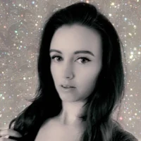 Kaydee_Mills
