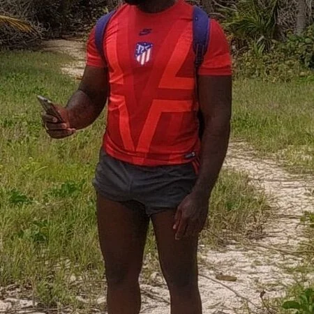 waakenda profile photo