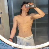 yangyang-2003 头像图片