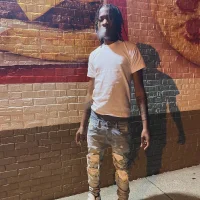 Momoneyy's Profile Pic