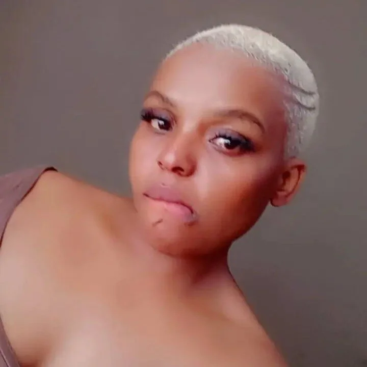 Sluty_Ratti profile photo
