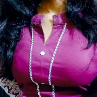 Kamukhrosy's Profile Pic