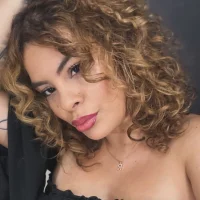 Rachell_More's Avatar Pic