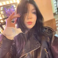 JulianaCrute's Profile Pic