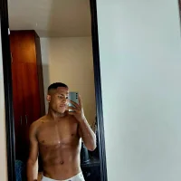Leoncort's Profile Pic