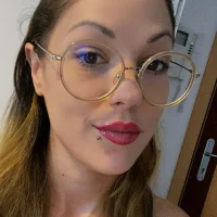 honey624's Profile Pic