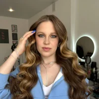 ElviaStrehl Offline chatroom