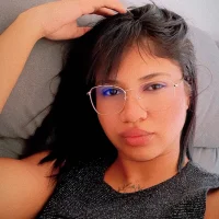 Milia_Alves's Profile Pic