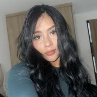 evangeline_8 Adlı Modelin Avatarı