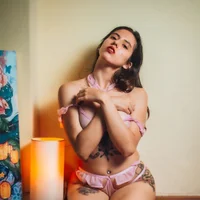 angie_baby এর প্রোফাইল ছবি