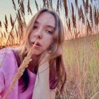 TheaHarrie's Profile Pic
