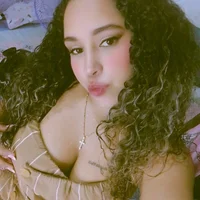 miavanessa's Profile Pic