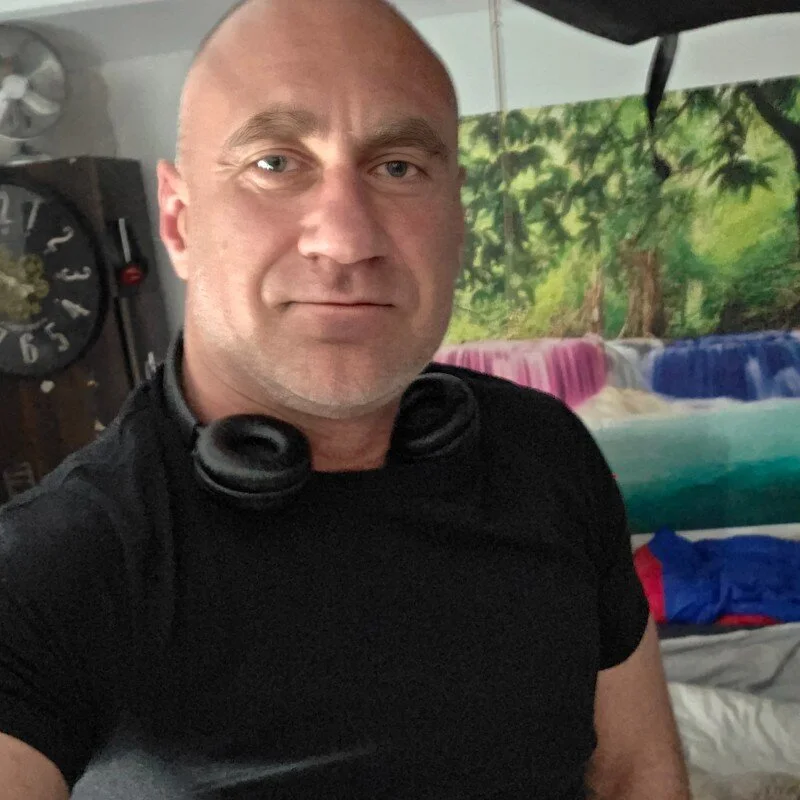max911111 profile photo