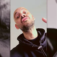 zz0613's Profile Pic