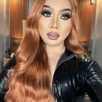 Madisonwill Φωτ, Προφίλ