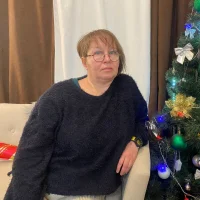 TinaBlushh's Profile Pic