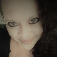 Sasha_Marie   的個人資料圖片
