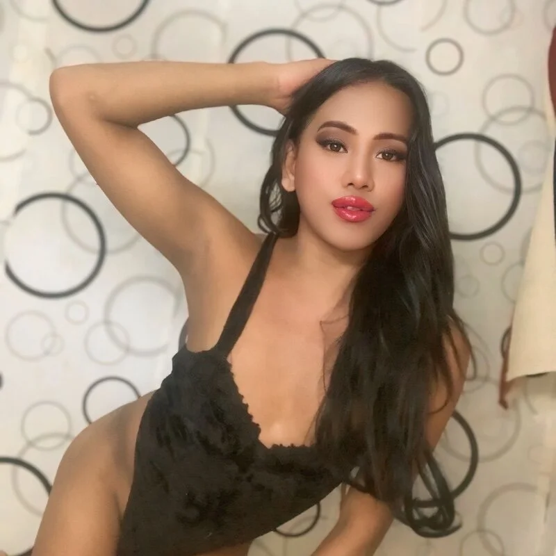 Cristinelicious profile photo