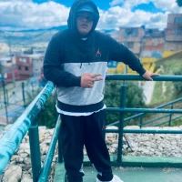 joan-pen's Profile Pic