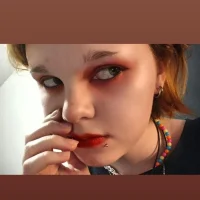 Slika avatara modela CurlaPettyBom