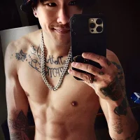 JohnnyAddict's Profile Pic