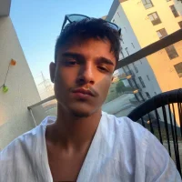yourfavoriteone_'s Profile Pic