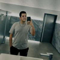 Alex1401q's Profile Pic
