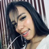 EMILYALEJANDRA's Avatar Pic