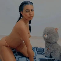 SHAIRA_VALERIA's Profile Pic