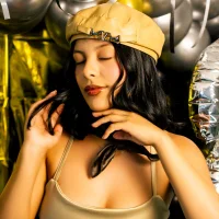 Salmaportman69's Avatar Pic