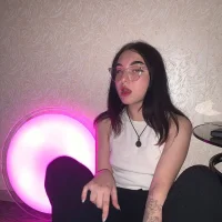 BellaGetHigh's Profile Pic