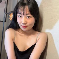 Miachan_01 webcam model