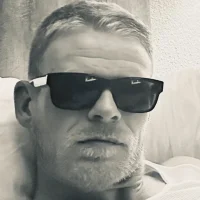 strokenslam's Profile Pic