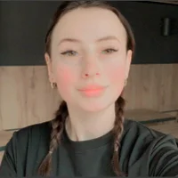 MayaSpings Φωτ, Προφίλ