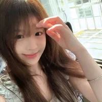 Chic--01's Avatar Pic