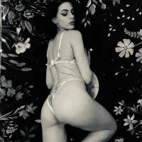 Zdjęcie profilowe modela Allyoursss1212