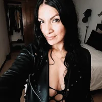 Atenea_lens052 Adlı Modelin Avatarı