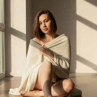 Arya_Curves' Avatar Pic