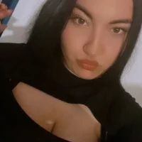 madalina_99's Profile Pic