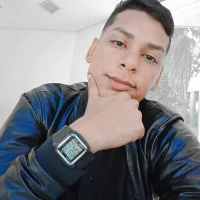 mascara202's Profile Pic