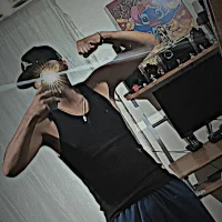 Cris901235's Avatar Pic